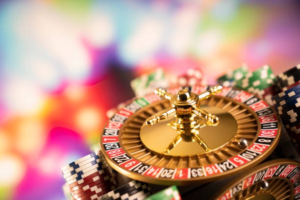 Live-dealer studio with professional blackjack table, HD cameras, and dealer conducting rounds